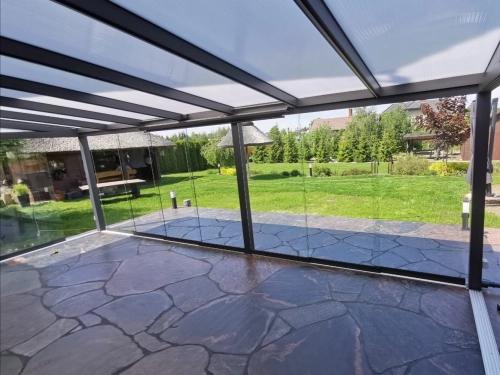 Realizacja 21 - zadaszenie 7,06 x 3,50