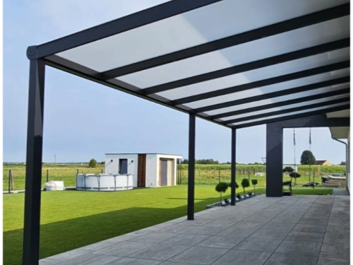 Realizacja 55 - zadaszenie 7,06 - poliwęglan mleczny Gorzów