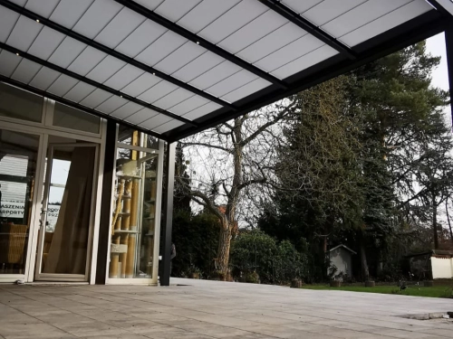 Realizacja 61 - zadaszenie 5,06m rolety dachowe elektryczne